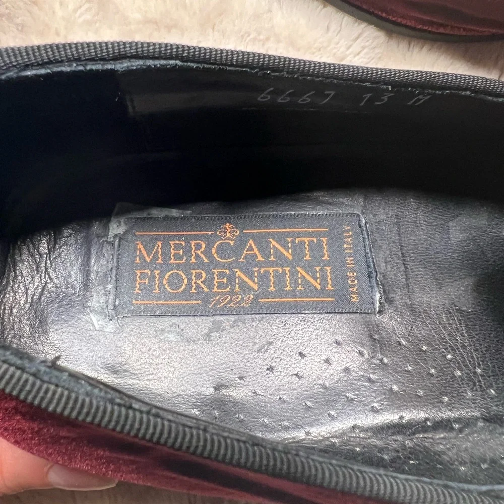 Mercanti Fiorentini men's velvet loafers in a burgundy color size 13